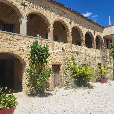 Bed and Breakfast Bastide De La Madeleine Pougnadoresse Экстерьер фото