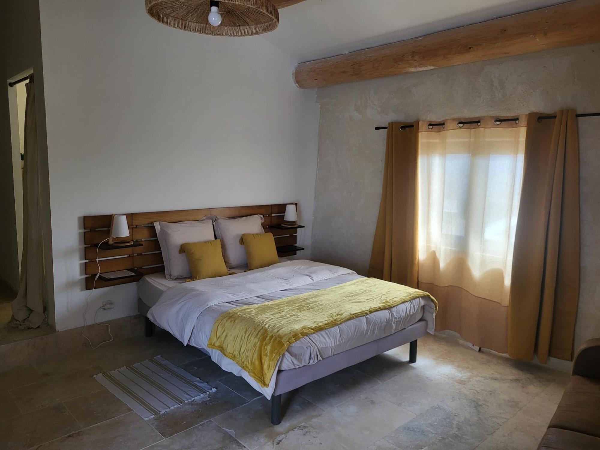Bed and Breakfast Bastide De La Madeleine Pougnadoresse Номер фото