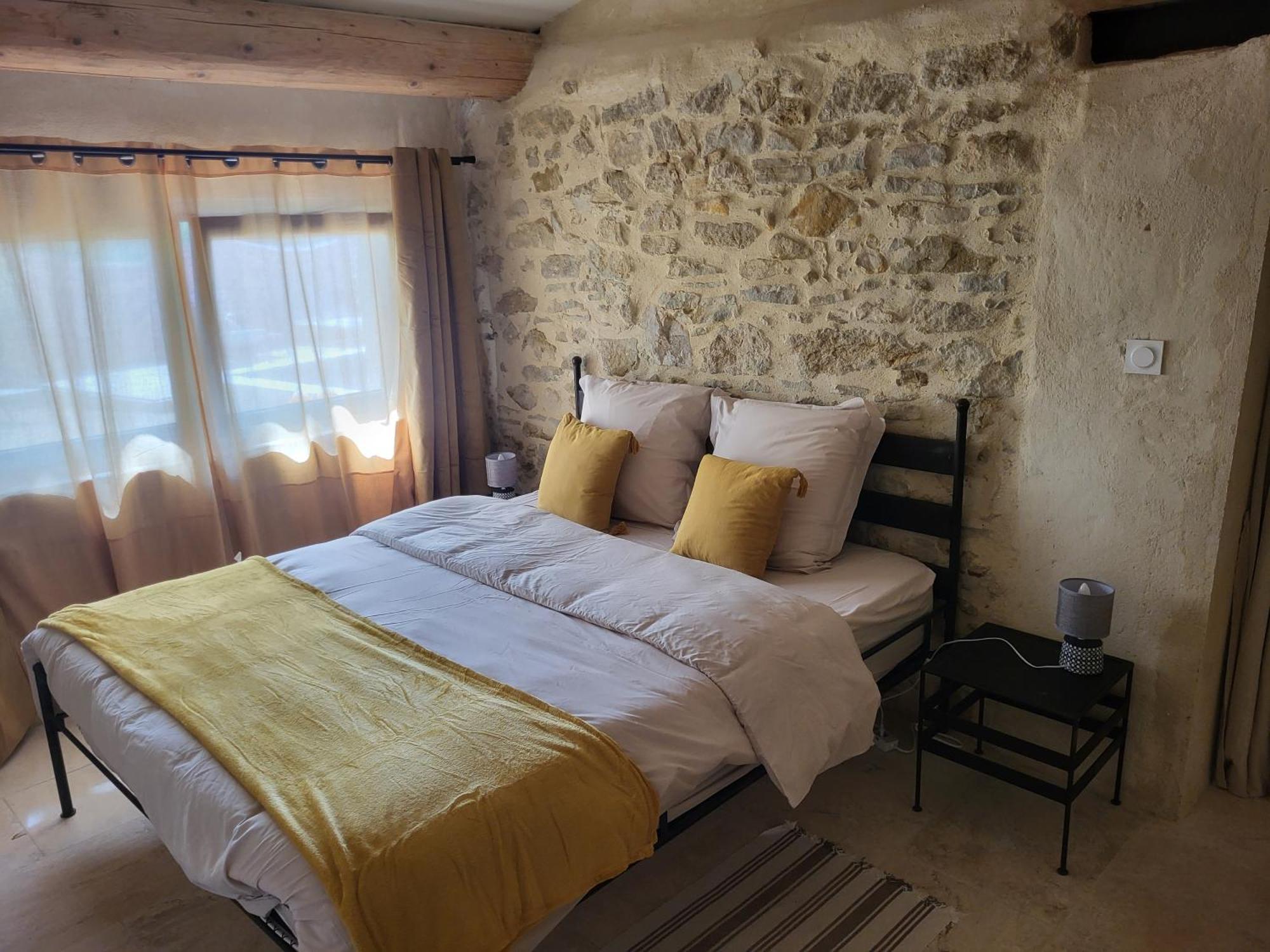 Bed and Breakfast Bastide De La Madeleine Pougnadoresse Экстерьер фото